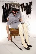 Foto Hot Annuncio Mistress Como Mantide Ares - 1